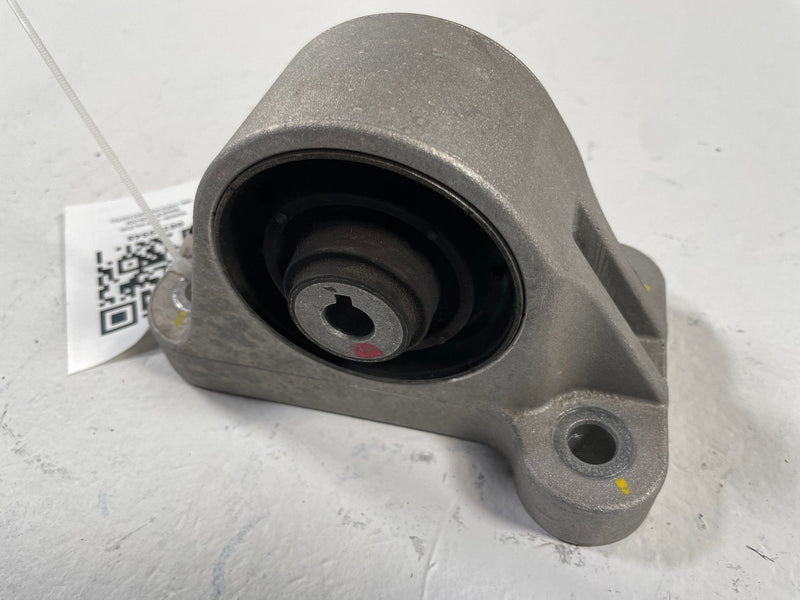 Load image into Gallery viewer, 2022-2025 KIA EV6 FRONT RIGHT SIDE DRIVE UNIT MOUNT BRACKET SUPPORT # 109948
