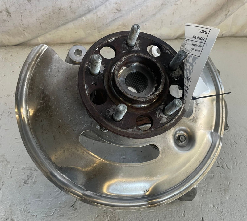 Load image into Gallery viewer, 2019-2026 GENESIS G70 FRONT LEFT SIDE SUSPENSION SPINDLE KNUCKLE W/ HUB #113881
