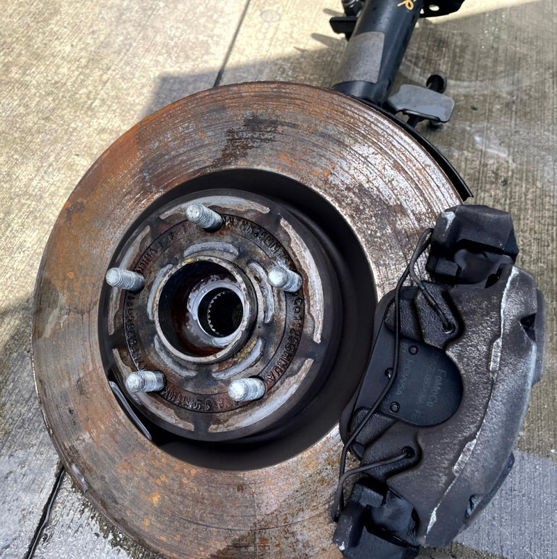 Load image into Gallery viewer, 2021-23 FORD BRONCO SPORT AWD FRONT RIGHT SIDE SUSPENSION KNEE ASSEMBLY # 111617
