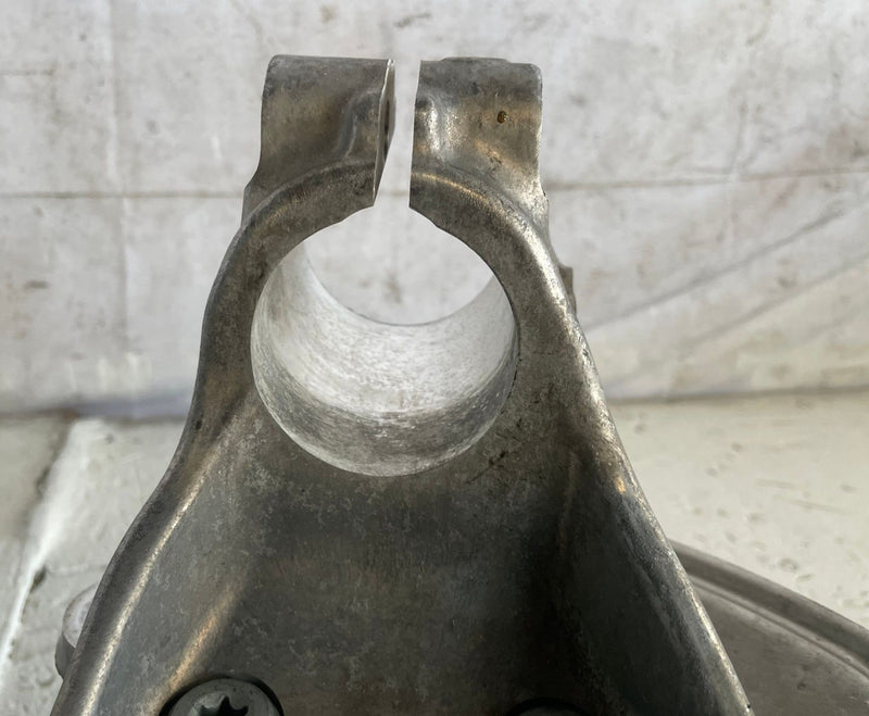 Load image into Gallery viewer, 2019-2026 GENESIS G70 FRONT LEFT SIDE SUSPENSION SPINDLE KNUCKLE W/ HUB #113881
