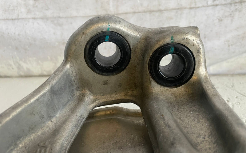 Load image into Gallery viewer, 2019-2026 GENESIS G70 FRONT LEFT SIDE SUSPENSION SPINDLE KNUCKLE W/ HUB #113881
