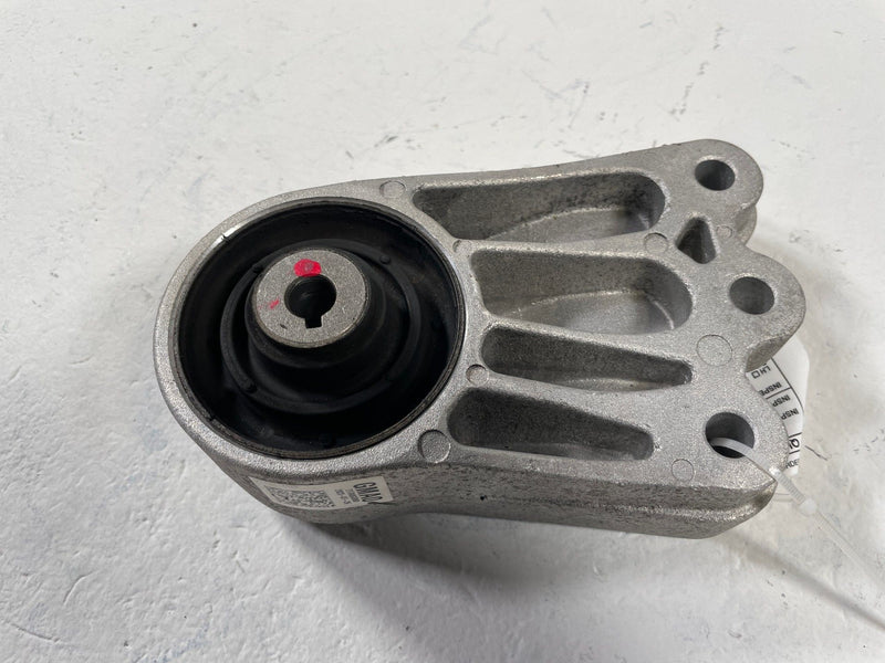 Load image into Gallery viewer, 2022-2024 KIA EV6 REAR RIGHT SIDE ENGINE MOTOR SUPPORT MOUNT BRACKET # 109904

