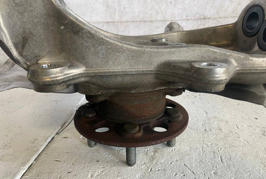 2019-2026 GENESIS G70 FRONT LEFT SIDE SUSPENSION SPINDLE KNUCKLE W/ HUB