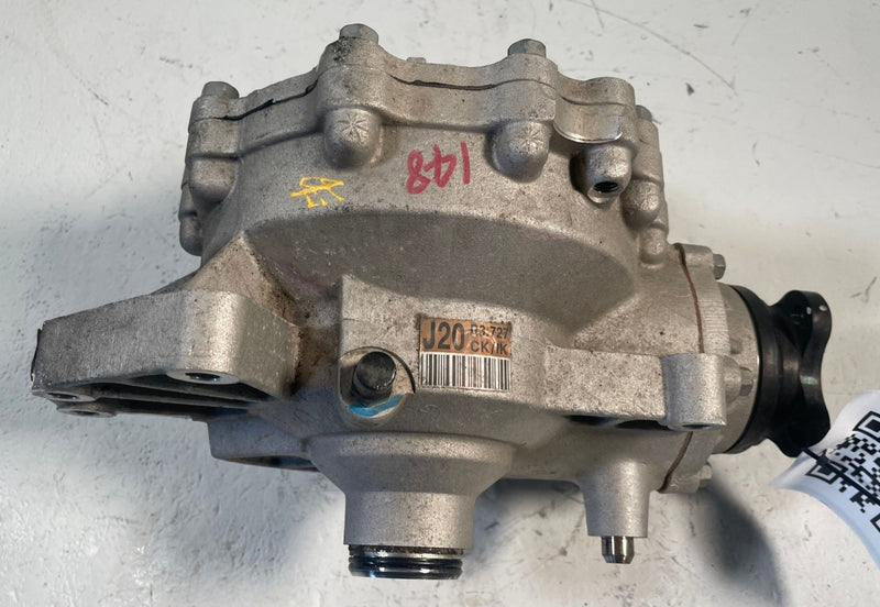 Load image into Gallery viewer, 2019-2023 GENESIS G70 AWD FRONT AXLE DIFFERENTIAL CARRIER ASSEMBLY 2.0L # 113922
