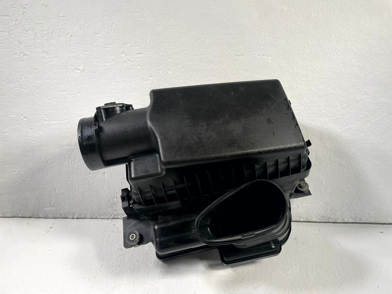 Load image into Gallery viewer, 2021-2025 ACURA TLX ENGINE AIR CLEANER INTAKE FILTER HOUSING BOX 2.0L # 109017

