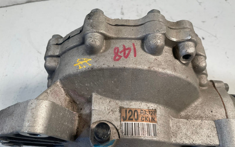 Load image into Gallery viewer, 2019-2023 GENESIS G70 AWD FRONT AXLE DIFFERENTIAL CARRIER ASSEMBLY 2.0L # 113922
