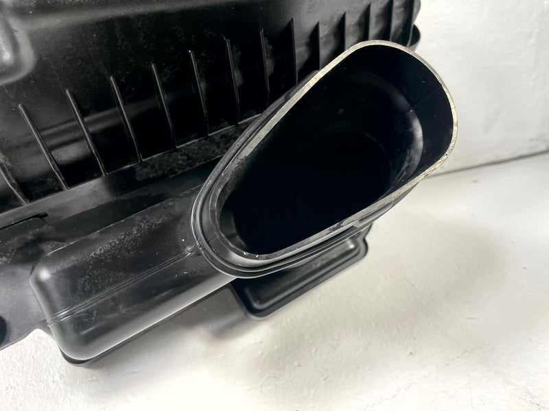 Load image into Gallery viewer, 2021-2025 ACURA TLX ENGINE AIR CLEANER INTAKE FILTER HOUSING BOX 2.0L # 109017
