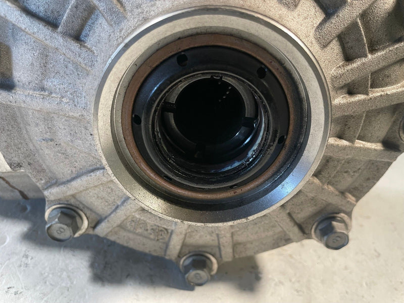 Load image into Gallery viewer, 2019-2023 GENESIS G70 AWD FRONT AXLE DIFFERENTIAL CARRIER ASSEMBLY 2.0L # 113922

