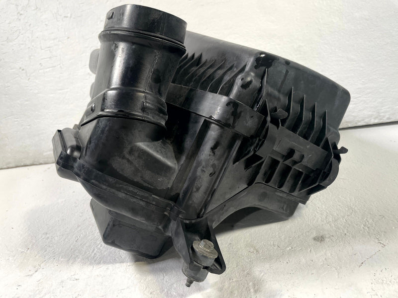 Load image into Gallery viewer, 2021-2025 ACURA TLX ENGINE AIR CLEANER INTAKE FILTER HOUSING BOX 2.0L # 109017

