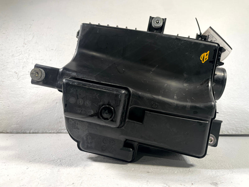 Load image into Gallery viewer, 2021-2025 ACURA TLX ENGINE AIR CLEANER INTAKE FILTER HOUSING BOX 2.0L # 109017
