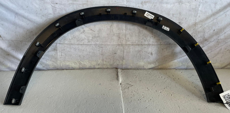 Load image into Gallery viewer, 2025 - 2026 ACURA ADX FRONT LEFT SIDE FENDER WHEEL ARCH FLARE MOLDING # 113976
