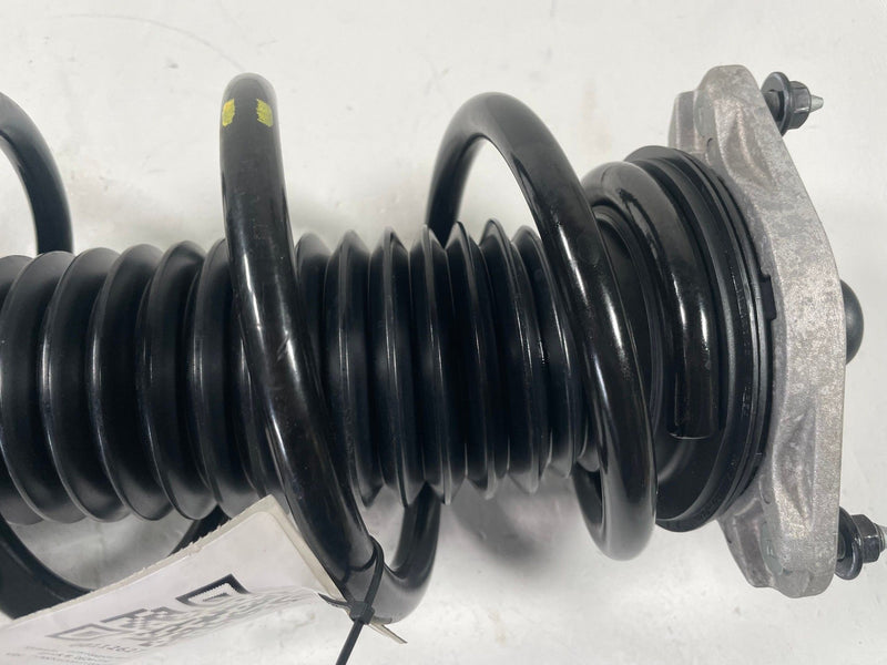 Load image into Gallery viewer, 25-26 HYUNDAI IONIQ 5 RWD FRONT RIGHT SIDE SPRING SHOCK STRUT ABSORBER # 112627
