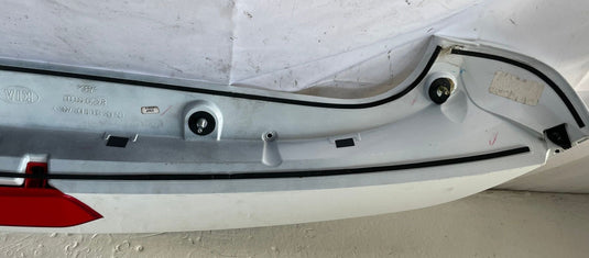 2020-25 KIA TELLURIDE REAR SPOILER LIFTGATE MOLDING W/ THIRD BRAKE LIGHT