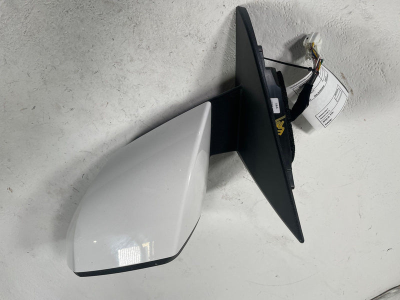 Load image into Gallery viewer, 2025-2026 HYUNDAI IONIQ 5 LEFT SIDE REAR VIEW DOOR MIRROR WHITE (SAW) # 112639

