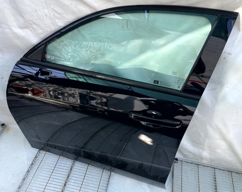 Load image into Gallery viewer, ACURA ADX FRONT LEFT SIDE DOOR SHELL ASSEMBLY BLACK (NH731P) 2025-2026 # 114030
