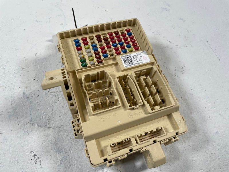Load image into Gallery viewer, 2022-2024 KIA EV6 DASH DASHBOARD FUSE RELAY CABIN JUNCTION BOX BLOCK # 109899
