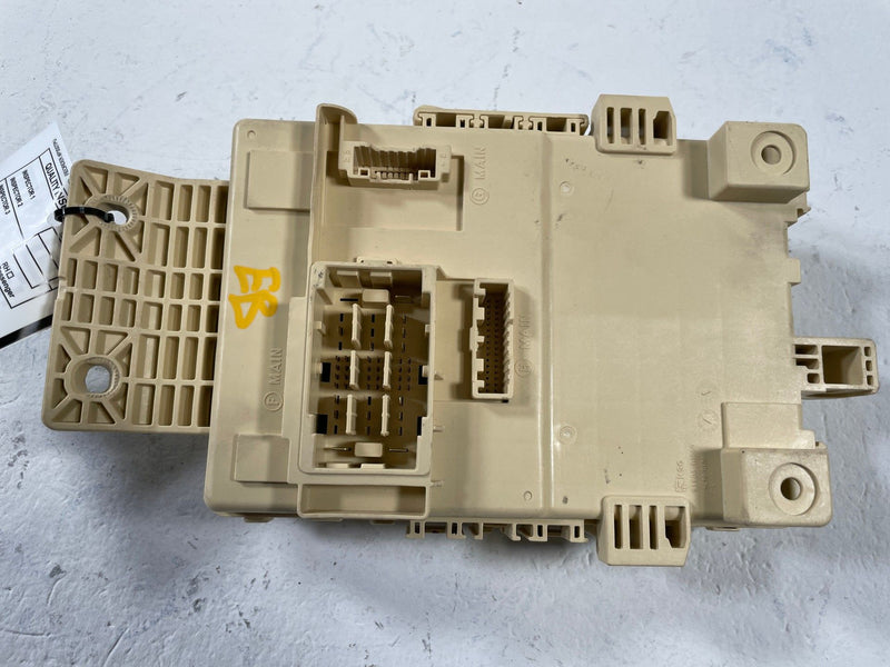 Load image into Gallery viewer, 2022-2024 KIA EV6 DASH DASHBOARD FUSE RELAY CABIN JUNCTION BOX BLOCK # 109899
