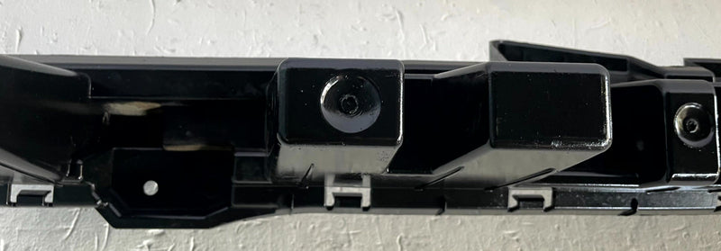 Load image into Gallery viewer, 2021 - 2024 FORD BRONCO SPORT REAR BUMPER CENTER ABSORBER BRACKET BLACK # 111588
