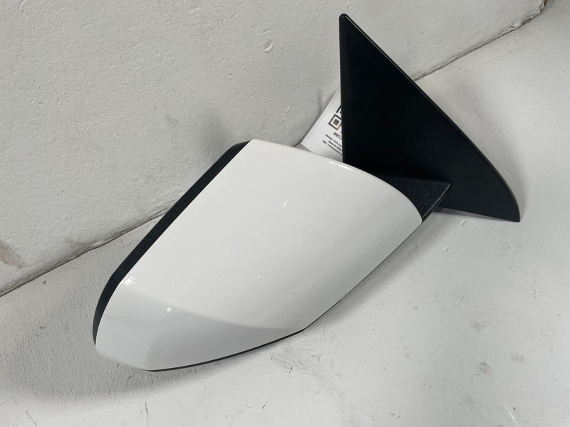 Load image into Gallery viewer, 2025-2026 HYUNDAI IONIQ 5 RIGHT SIDE REAR VIEW DOOR MIRROR WHITE (SAW) # 112632
