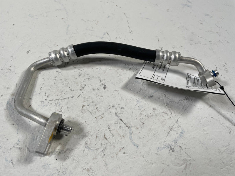 Load image into Gallery viewer, 2022-2024 KIA EV6 AC A/C AIR CONDITIONING REFRIGERANT LIQUID HOSE TUBE # 109890
