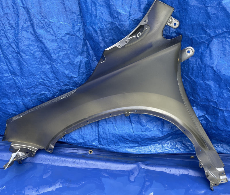 Load image into Gallery viewer, 2023-2025 HONDA PILOT RIGHT PASSENGER SIDE FENDER ASSEMBLY GRAY (NH797M) #105881
