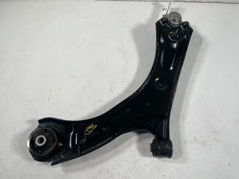 Load image into Gallery viewer, 2025 - 2026 HYUNDAI IONIQ 5 RWD FRONT RIGHT SIDE LOWER CONTROL ARM # 112630
