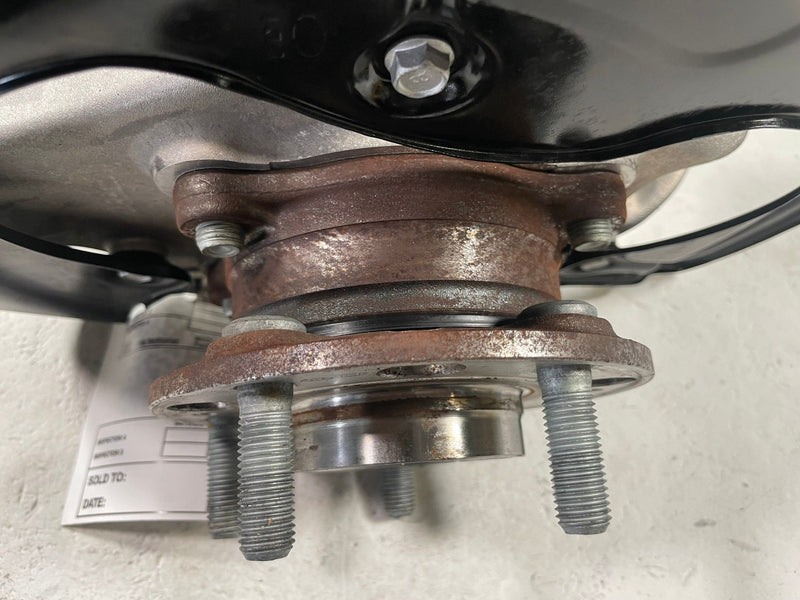 Load image into Gallery viewer, 2022 - 2026 HYUNDAI IONIQ 5 FRONT RIGHT SIDE SPINDLE KNUCKLE W/ HUB # 112631
