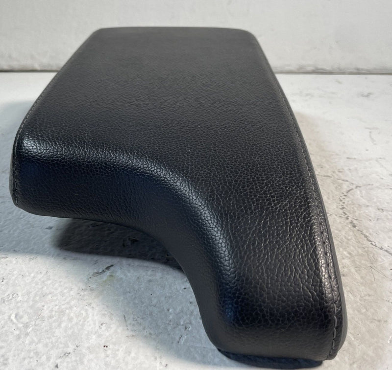 Load image into Gallery viewer, 19-22 ACURA ILX CENTER CONSOLE ARMREST ARM REST LID COVER LEATHER BLACK # 107047
