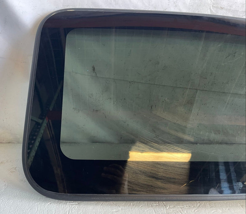 Load image into Gallery viewer, 2025-2026 ACURA ADX SUNROOF SUN ROOF MOONROOF WINDOW GLASS 70200-3BH-A01 #113996

