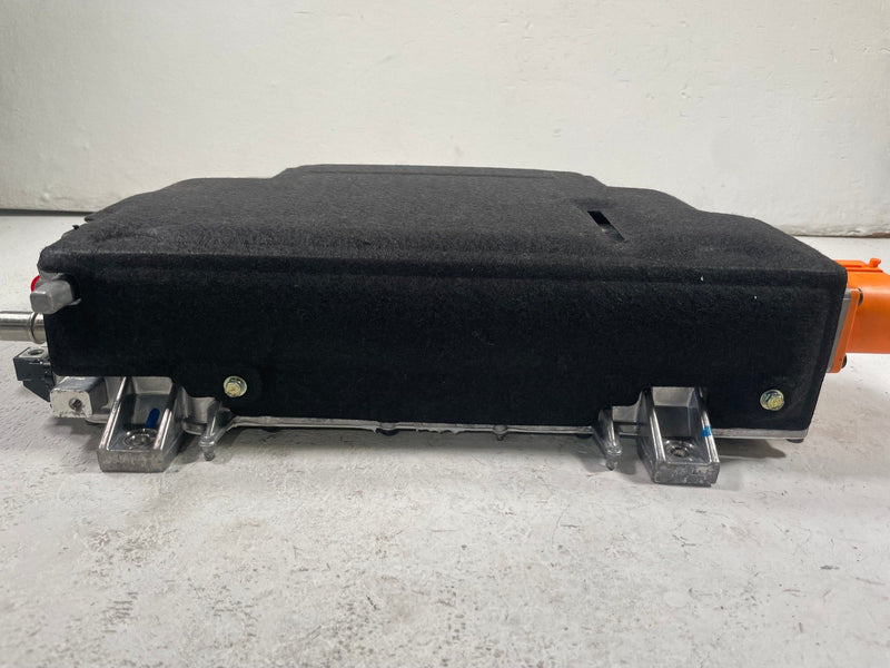 Load image into Gallery viewer, 2025-2026 HYUNDAI IONIQ 5 ICCU INTEGRATED CHARGING CONTROL MODULE UNIT # 112636
