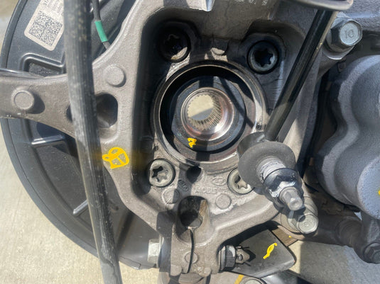 20-24 KIA TELLURIDE FWD FRONT LEFT DRIVER SIDE SUSPENSION KNEE ASSEMBLY
