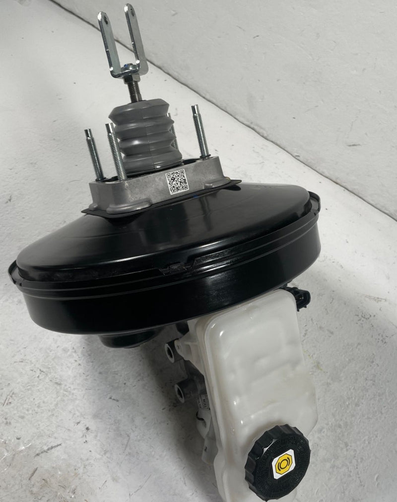 Load image into Gallery viewer, 2022 - 2026 TOYOTA TUNDRA BRAKE MASTER CYLINDER &amp; BOOSTER &amp; RESERVOIR #108510
