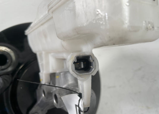 2022 - 2026 TOYOTA TUNDRA BRAKE MASTER CYLINDER & BOOSTER & RESERVOIR