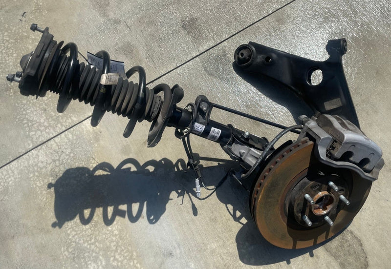 Load image into Gallery viewer, 2020-24 KIA TELLURIDE FWD FRONT RIGHT SIDE SUSPENSION KNEE ASSEMBLY # 107191
