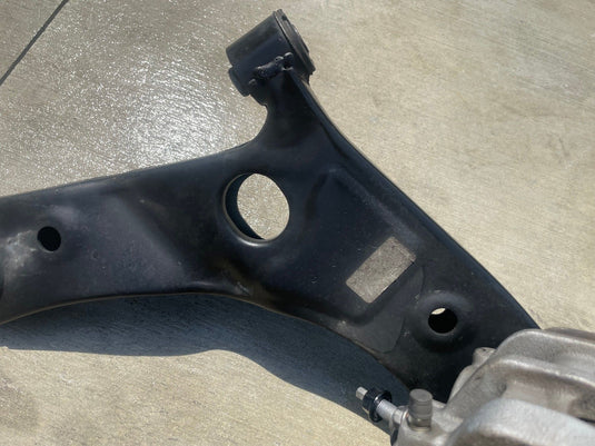 2020-24 KIA TELLURIDE FWD FRONT RIGHT SIDE SUSPENSION KNEE ASSEMBLY