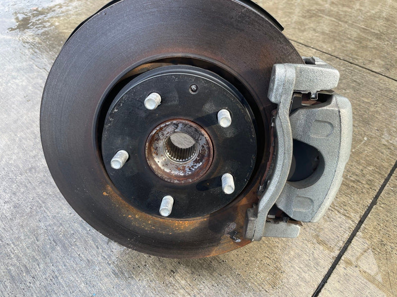 Load image into Gallery viewer, 2022-2025 MAZDA CX-5 AWD FRONT RIGHT SIDE SUSPENSION KNEE ASSEMBLY 2.5L # 111180
