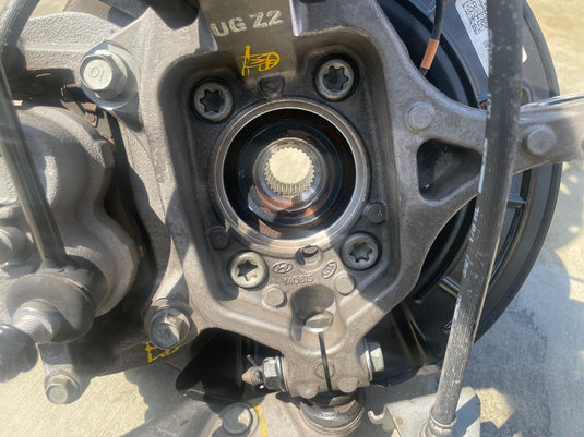 2020-24 KIA TELLURIDE FWD FRONT RIGHT SIDE SUSPENSION KNEE ASSEMBLY