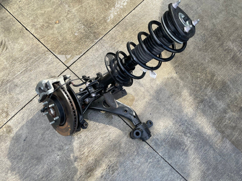 Load image into Gallery viewer, 2022-2025 MAZDA CX-5 AWD FRONT LEFT SIDE SUSPENSION KNEE ASSEMBLY 2.5L # 111202
