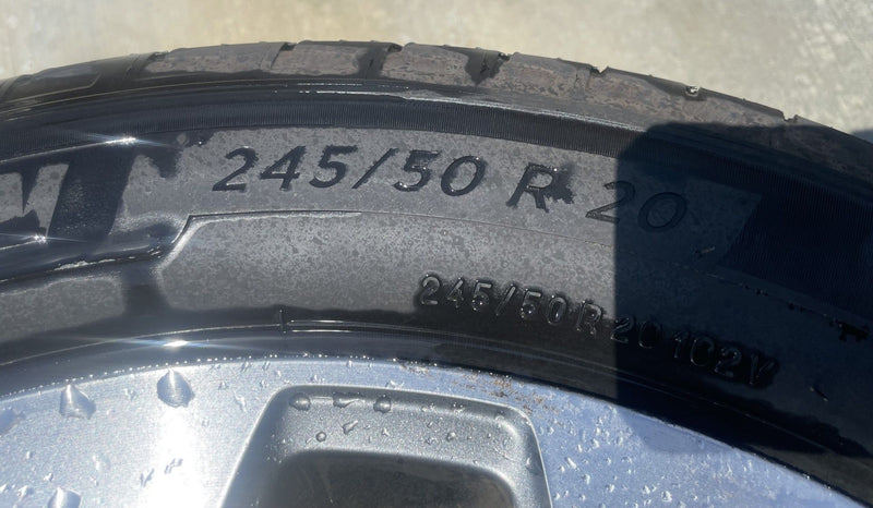 Load image into Gallery viewer, KIA TELLURIDE EX 20x7-1/2 10 SPOKE ALLOY WHEEL W/TIRE (ONLY#1) 2020-2022 #107204
