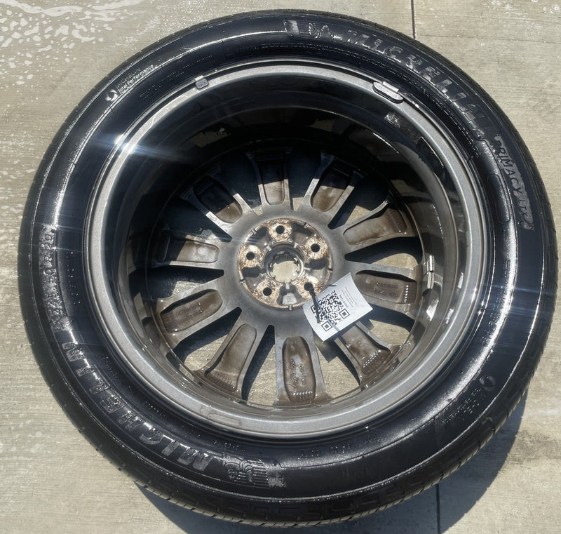 Load image into Gallery viewer, KIA TELLURIDE EX 20x7-1/2 10 SPOKE ALLOY WHEEL W/TIRE (ONLY#1) 2020-2022 #107204

