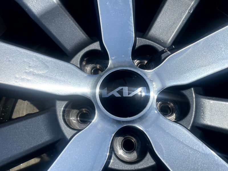 Load image into Gallery viewer, KIA TELLURIDE EX 20x7-1/2 10 SPOKE ALLOY WHEEL W/TIRE (ONLY#1) 2020-2022 #107202
