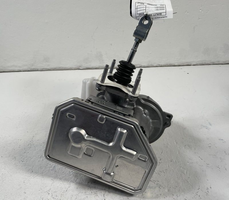 Load image into Gallery viewer, 2022-2025 KIA EV6 BRAKE BOOSTER MASTER CYLINDER RESERVOIR &amp; ABS MODULE # 109905

