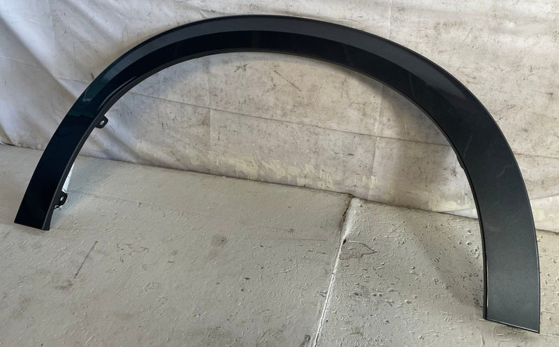 Load image into Gallery viewer, 2025 - 2026 ACURA ADX FRONT RIGHT SIDE FENDER WHEEL ARCH FLARE MOLDING # 114014
