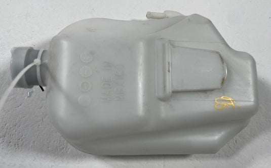23 - 26 HONDA HR-V RADIATOR COOLANT RESERVOIR RECOVERY TANK BOTTLE 2.0L
