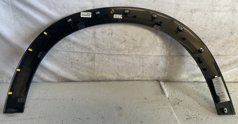 Load image into Gallery viewer, 2025 - 2026 ACURA ADX FRONT RIGHT SIDE FENDER WHEEL ARCH FLARE MOLDING # 114014
