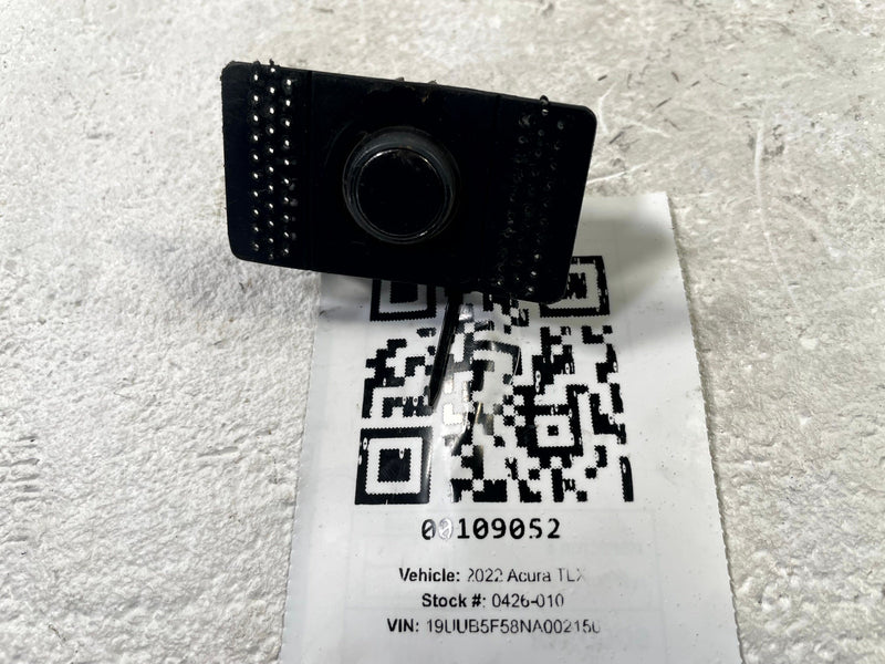 Load image into Gallery viewer, 2021-2023 ACURA TLX REAR BUMPER PDC PARKING ASSIST SENSOR W/ BRACKET # 109052
