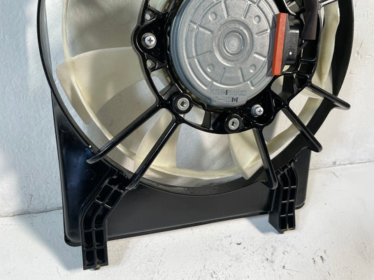 2019-2022 ACURA ILX FRONT RIGHT SIDE RADIATOR COOLING FAN SHROUD ASSEMBLY 107071