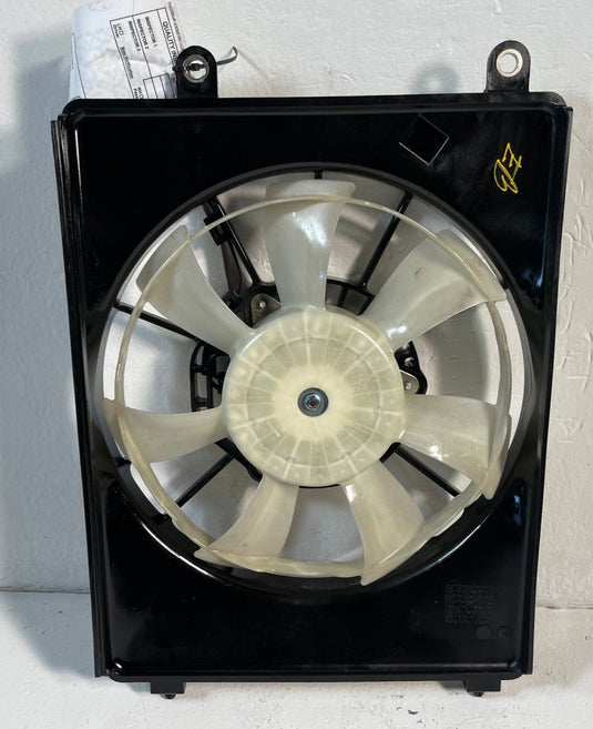 2019-2022 ACURA ILX FRONT RIGHT SIDE RADIATOR COOLING FAN SHROUD ASSEMBLY 107071