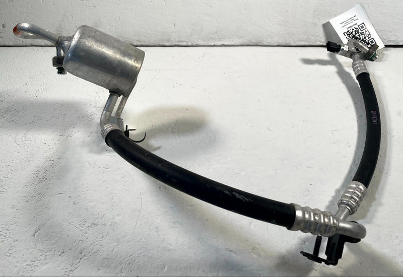 Load image into Gallery viewer, 2022-2024 HYUNDAI IONIQ 5 AC AIR CONDITIONING DISCHARGE HOSE PIPE TUBE # 114067
