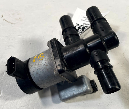 2022-2025 HYUNDAI IONIQ 5 RWD HV BATTERY COOLANT 3 WAY CHANGEOVER VALVE 